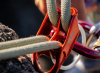 gutife-carabiner-6760243 1280