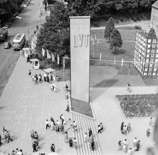 Komentovaná prohlídka výstavy VŠECHNO, CO JSME CHTĚLI | Liberecké výstavní trhy 1960–1980